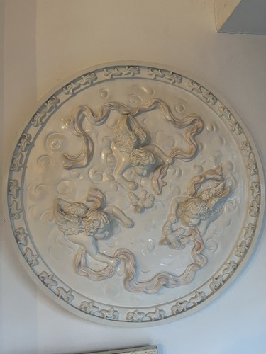 Stunning large cherub plaster - large,