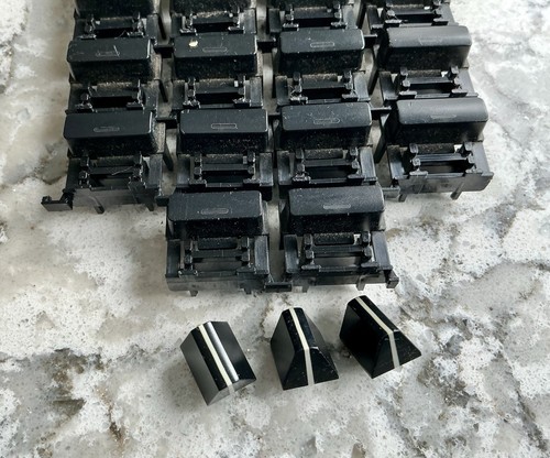 Roland keyboards set of - jv,