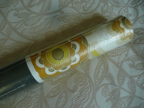 Vintage wallpaper crown roll - 1,
