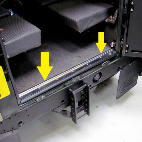 Rear door sill step trim - rear, tread