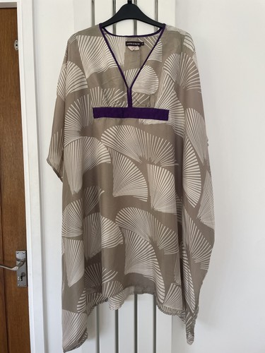 Antik batik 100 silk kaftan - 100%,