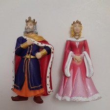ELC King & Queen Figures