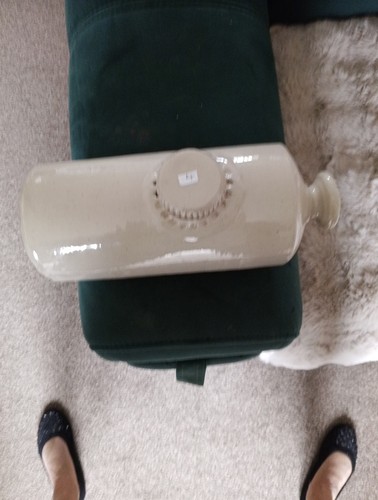 Vintage ceramic bed - vintage, foot