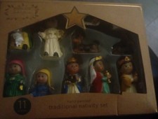 CHRISTMAS NATIVITY SCENE RESIN FIGURES - 11 PIECES NEW