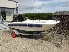 2011 BOSTON WHALER 130
