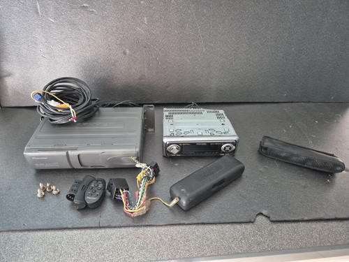 Pioneer car hifi set - car,