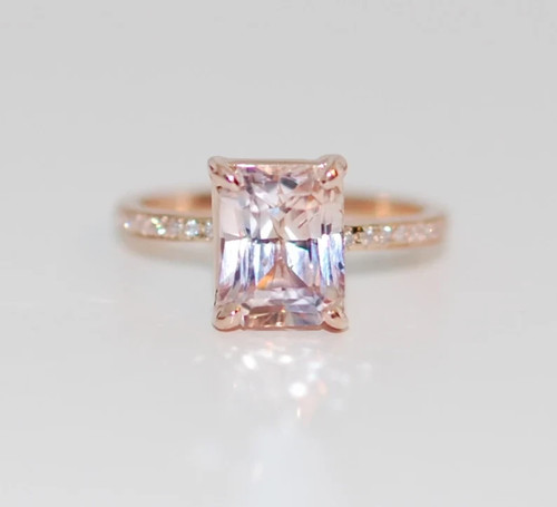 Natural pink sapphire - ct,