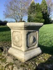 STONE GARDEN SMALL SQUARE PLINTH PEDESTAL ORNAMENT
