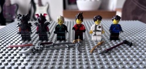 Lego ninjago minifigure bundle - lego,