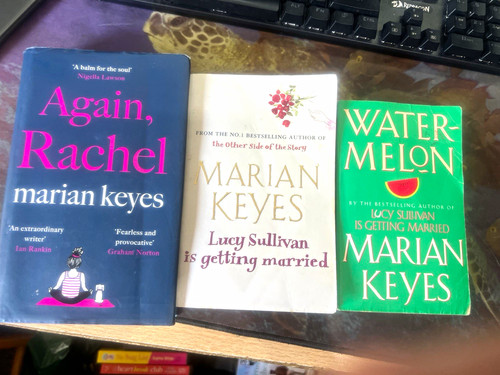Marian keyes paperback book - keyes,