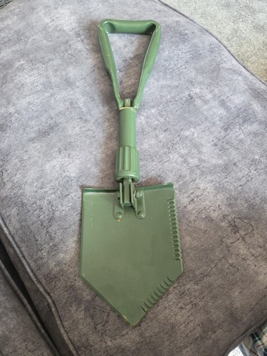 British army folding shovel - british,