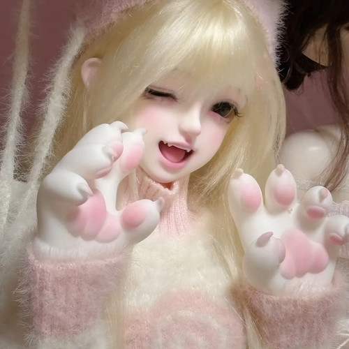 Bjd girl doll wink smile - wink,