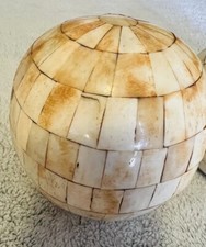 (1) Antique Victorian Carpet