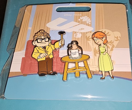 Disney pins pixar carl - pixar, &
