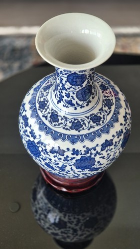 Exquisite chinese porcelain - exquisite,