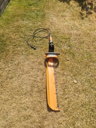 Pellenc battery hedge trimmer - pellenc,