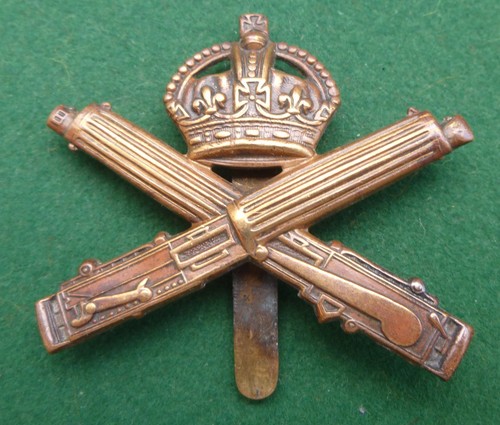 Vintage british army cap badge - vintage,