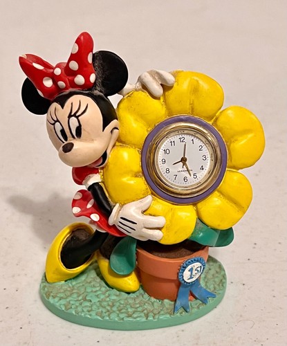 Vintage classic minnie mouse - classic,
