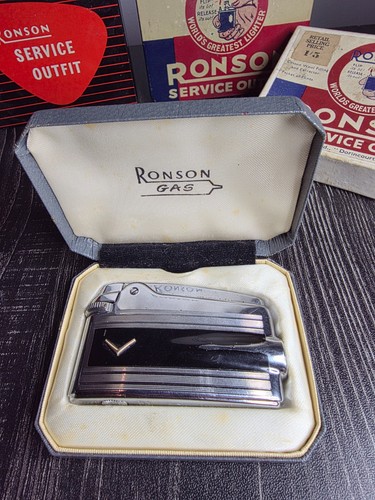 Vintage chrome enamel ronson - vintage, chrome/enamel