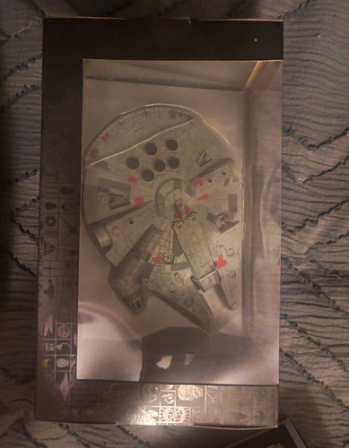 Disney star wars millennium - star,