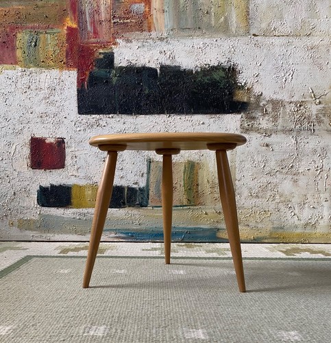 Ercol small pebble coffee - small, coffee/side
