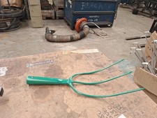 Fynalite 3 Prong Hay Fork Head