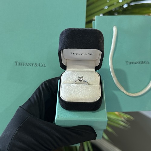 Tiffany 51ct princess - .51ct,
