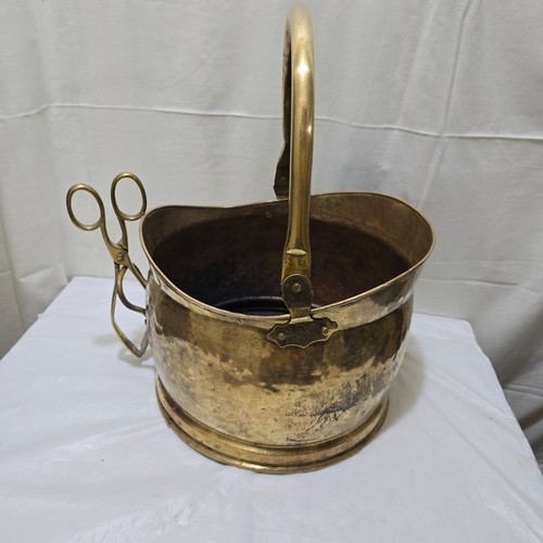 Vintage solid brass - ,