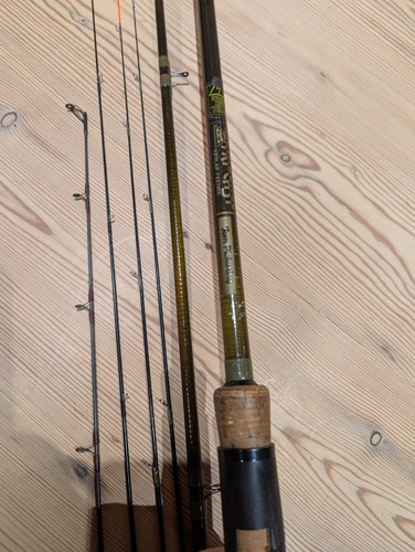 Tri cast trophy feeder - tri-cast, rod
