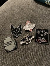 Random 5 Badges Pin Badges