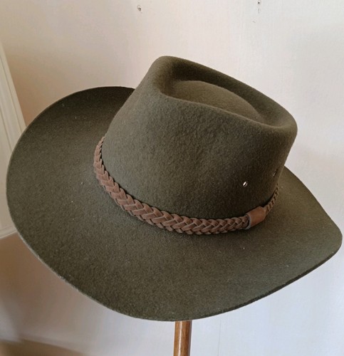 The johnson scout - johnson, size