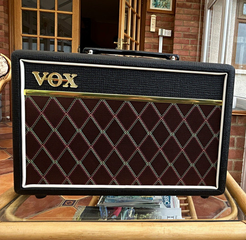 Vox pathfinder 10w solid - pathfinder, 10
