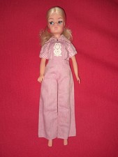 VINTAGE 70s PEDIGREE SINDY FASHION DOLL IN 1972 PINK DUNGAREES SET BARBIE FRIEND