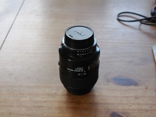 Nikon 105mm d micro - f2.8,