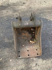 12" excavator bucket to suit approx 1.5 ton. 25mm pins..  £120+VAT