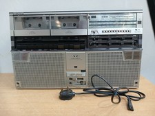 Vintage Sharp GF-555 Radio