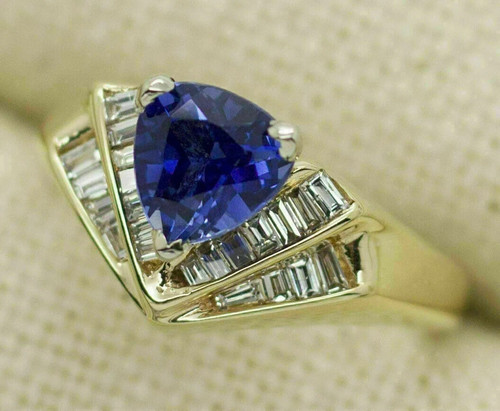 2ct trillion cut tanzanite - 2ct,