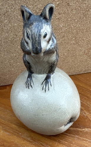 Poole pottery stoneware mouse - stoneware,