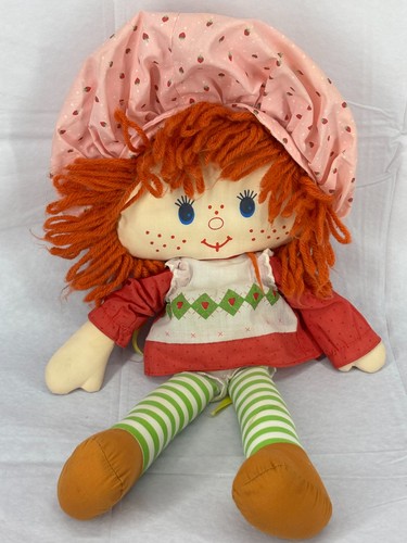 Strawberry shortcake plush - strawberry,