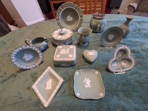 Wedgwood jasperware sage green - wedgwood,