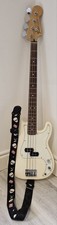 Fender P Bass. Olynpic White