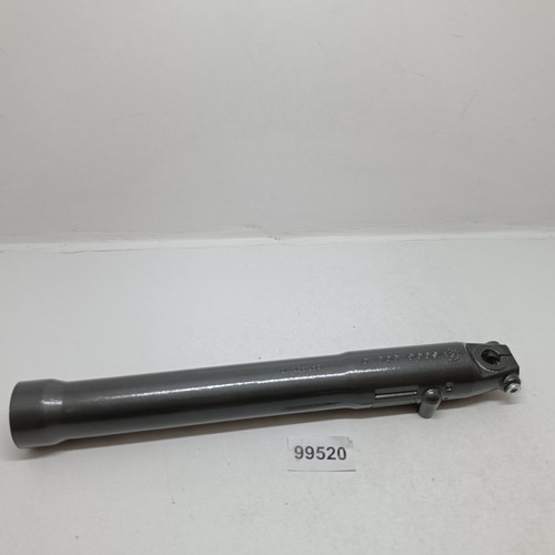 Right leg front - leg, fork