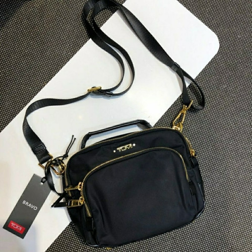 Tumi voyageur troy - tumi, shoulder