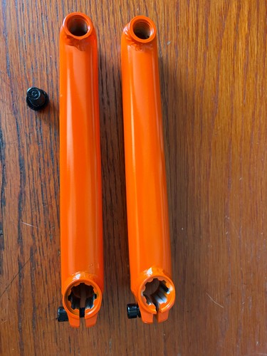 Bikes orange rad cranks - se,