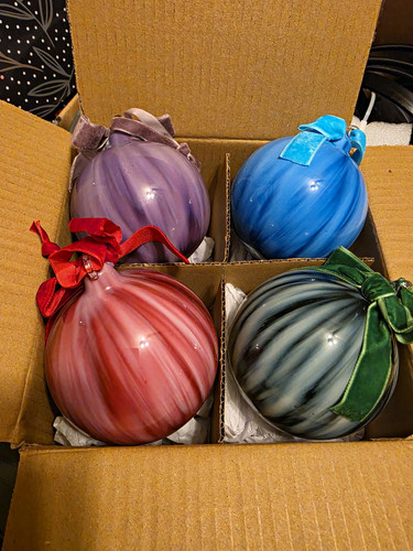 Christmas baubles set 4 - baubles,, of
