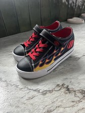 GENUINE KIDS HEELYS SHOES