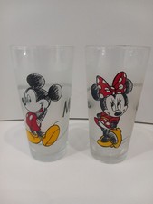 2 x Mickey & Minnie Mouse