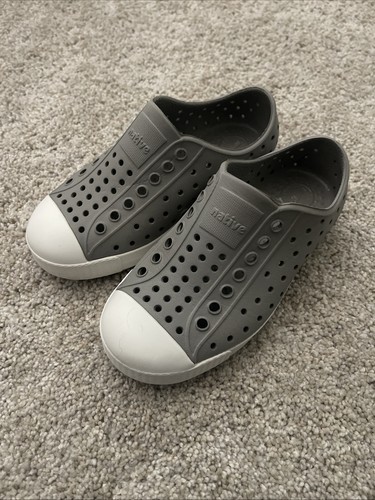 Native shoes kids size c10 - kids,