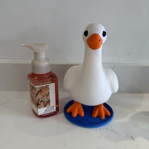 Goose style bath and body - bath,