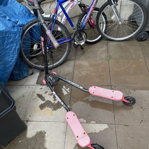 Scooter - (, flicker)